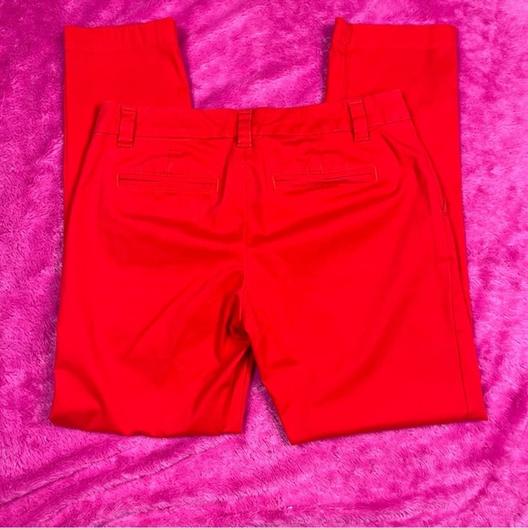 Gap broken in straight khakis petites - Picture 5 of 6